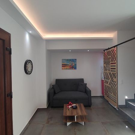 Theasis 5 Luxury Studio With Sea View Neos Marmaras Exterior photo